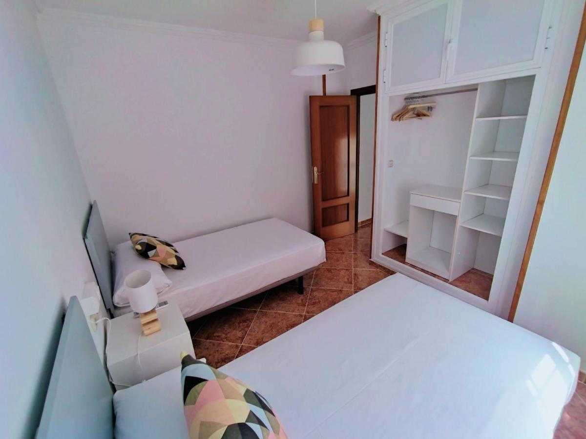 Casa Playa, Terraza Y Garaje Appartement Nerja Buitenkant foto