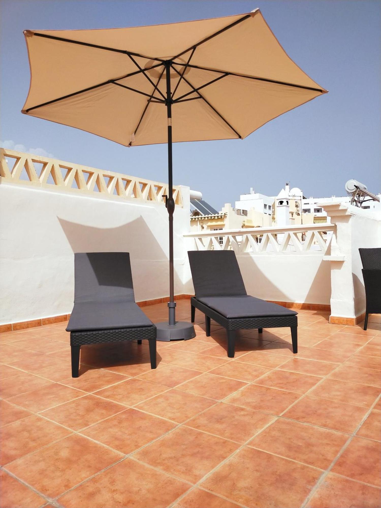 Casa Playa, Terraza Y Garaje Appartement Nerja Buitenkant foto